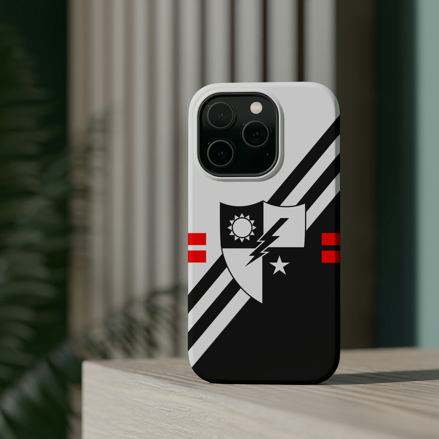 2d Battalion SandShell MagSafe Subdued Flash iPhone Case